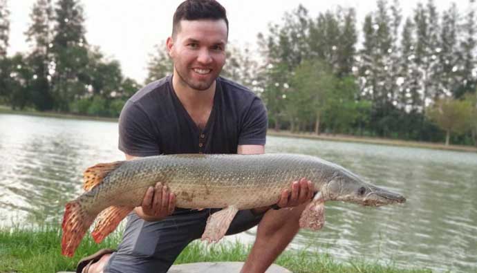 Fishing in Thailand for Alligator Gar