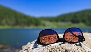 how to tell if sunglasses are polarized