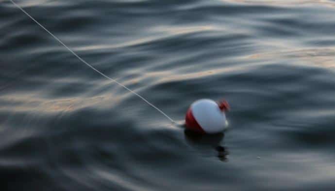 how to put a bobber on a fishing line